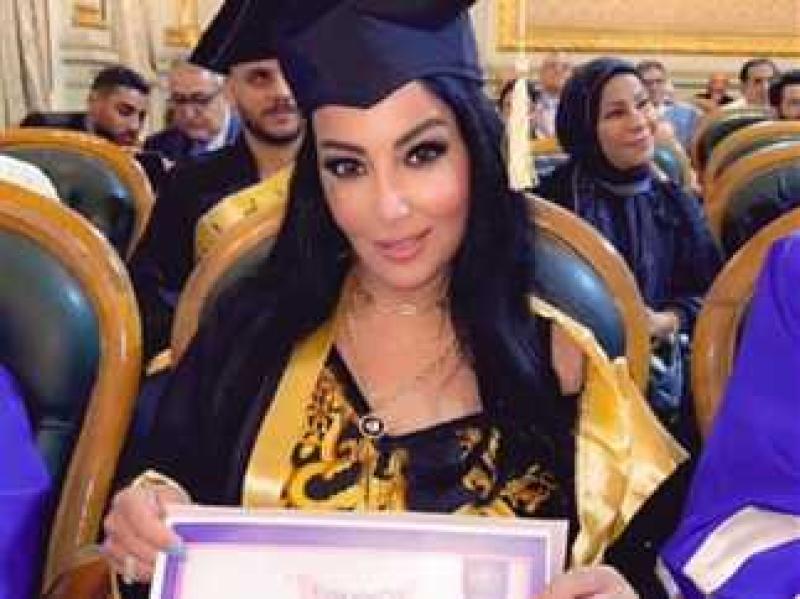 سمية الخشاب