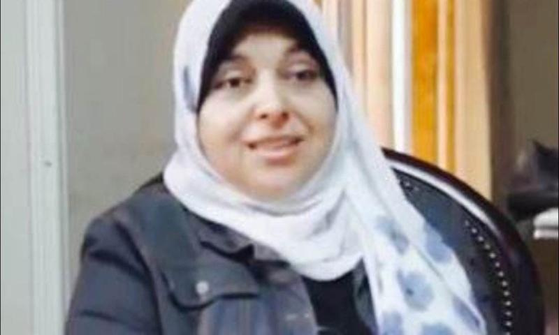 نادية النشار