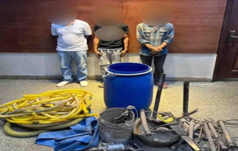 المتهمين