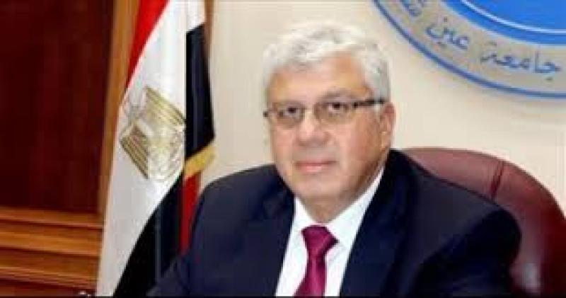 د. أيمن عاشور وزير التعليم العالى