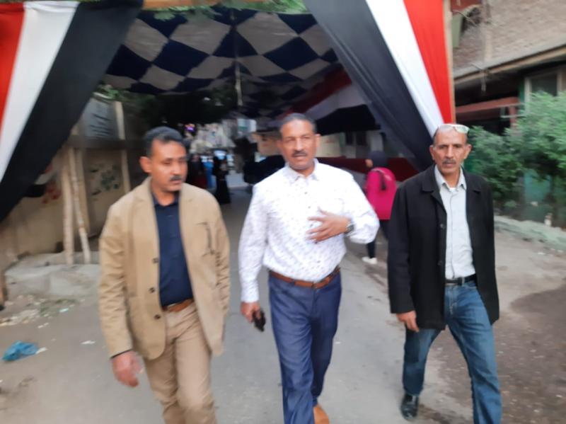 اشرف سلومة يتفقد مدارس اللجان
