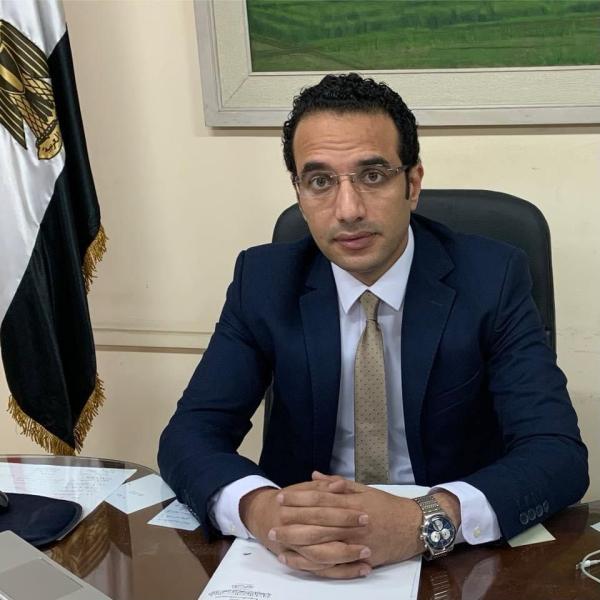 أحمد كمال معاون الوزير لشئون المشروعات والاعلام