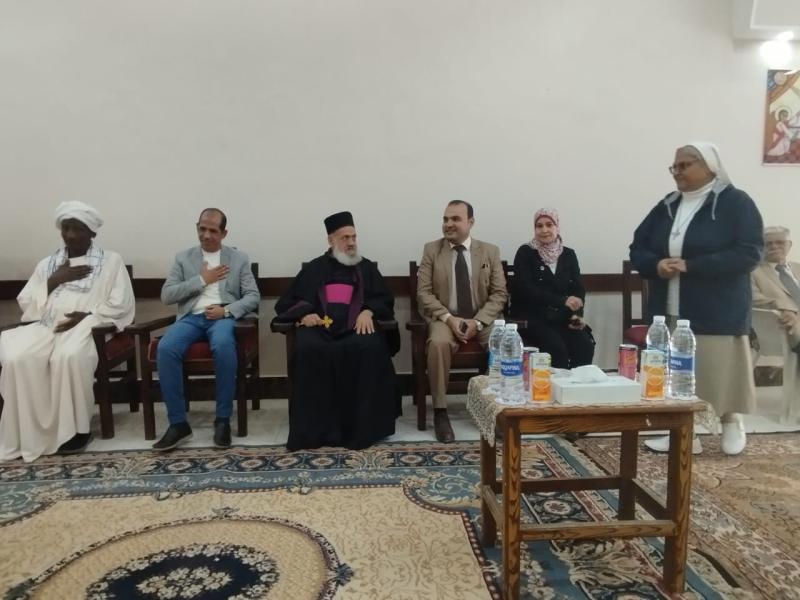 حزب العدل يزور كنيسة الملاك ميخائيل بأسوان