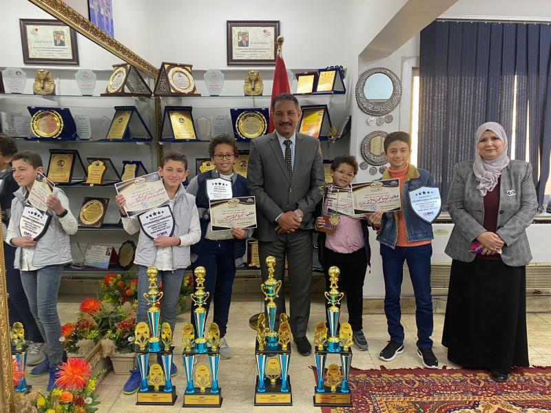 سلومة مع الطلاب العباقرة
