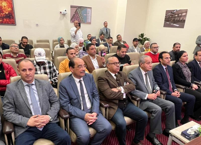 وزير التموين والتجارة الدكتور على المصيلحي