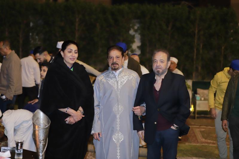 وفاء عامر وزوجها المنتج محمد فوزى وشيخ الطريقة الجازولية