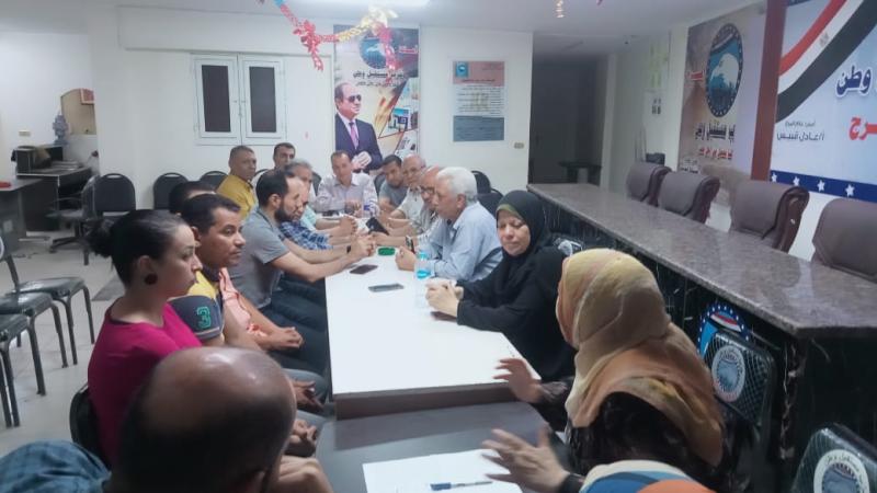 خلال الاجتماع لجنة التدريب والتثقيف