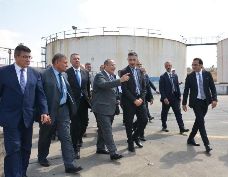 جولة وزير التموين والتجارة الداخلية