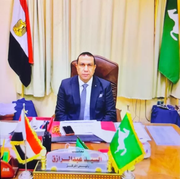 السيد عبد الرازق