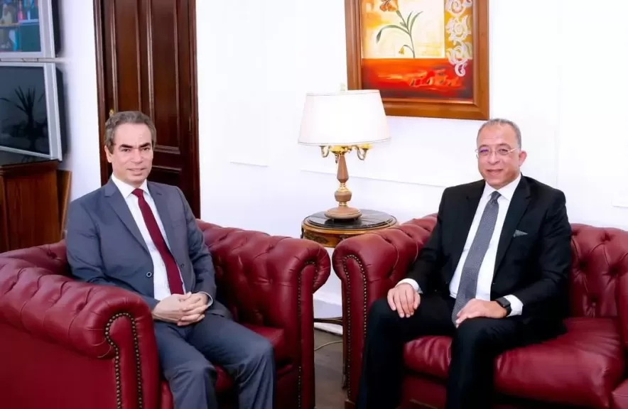 أشرف العربي والمسلمانى