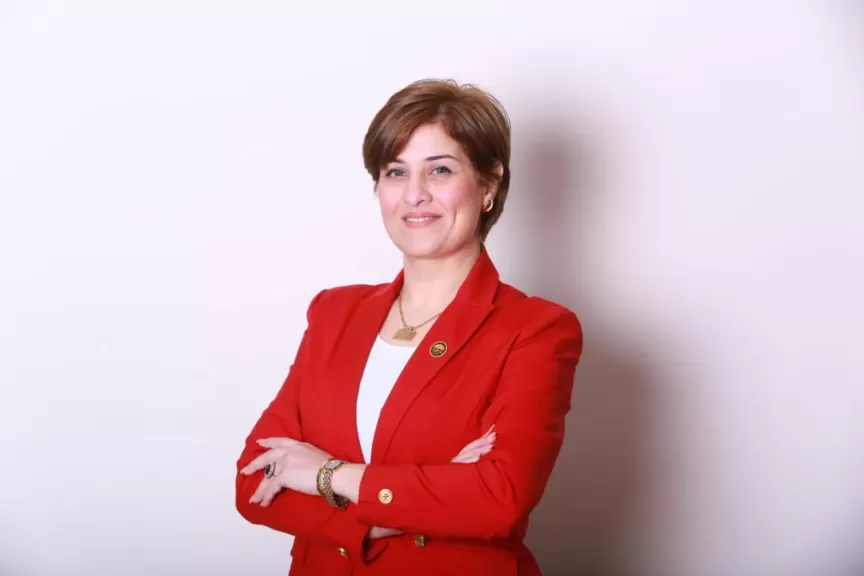 النائبة إيمان العجوز