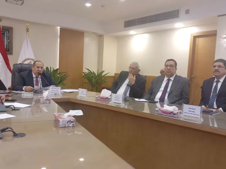 الدكتور المهندس علاء ناجي الرئيس التنفيذي للشركة القابضة للصناعات الغذائية