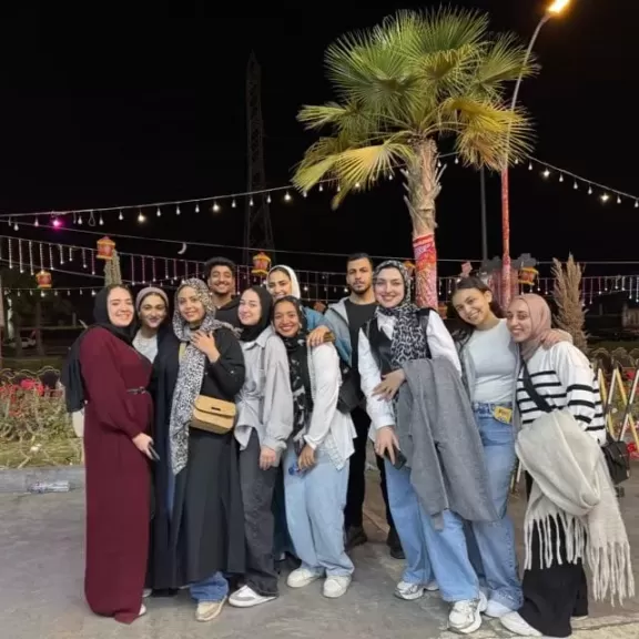طلبة مشروع تخرج كازينو