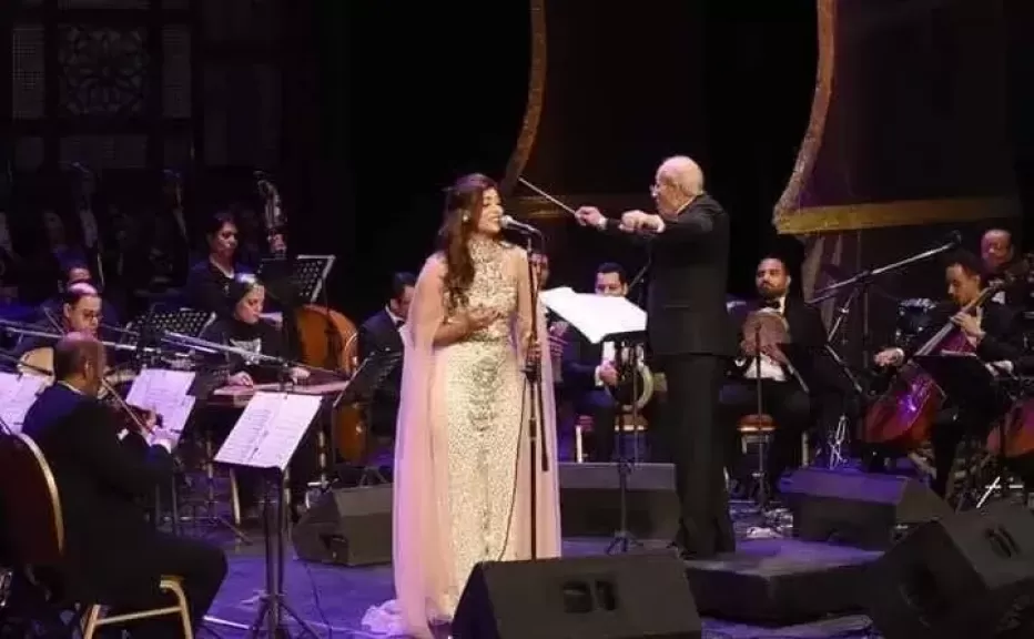 المطربة مروة حمدى