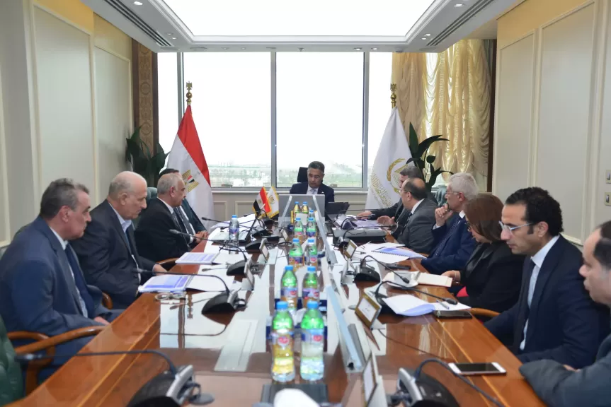 اجتماع وزير التموين اليوم