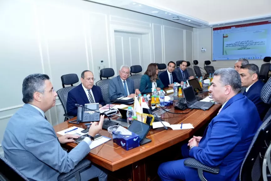 اجتماع وزير التموين والتجارة الداخلية الدكتور شريف فاروق