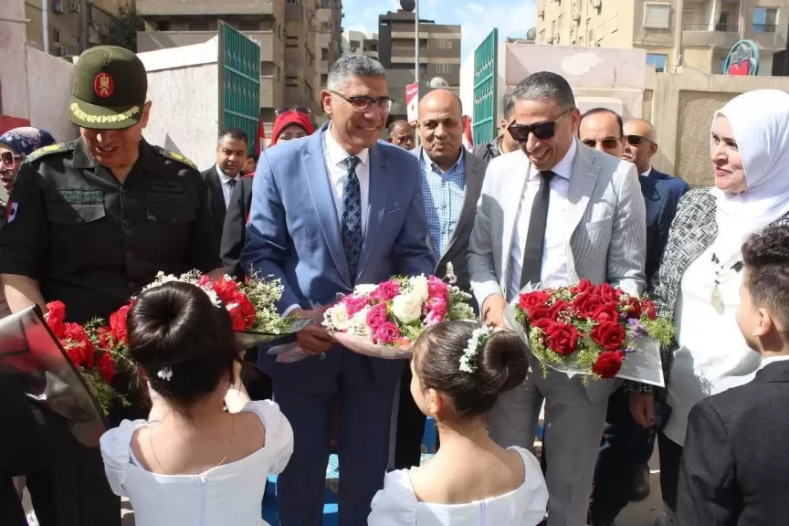 محافظ الجيزة ووكيل وزارة التربية والتعليم بالجيزة