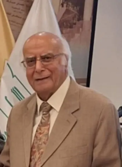 الكاتب محمد السيد عيد 