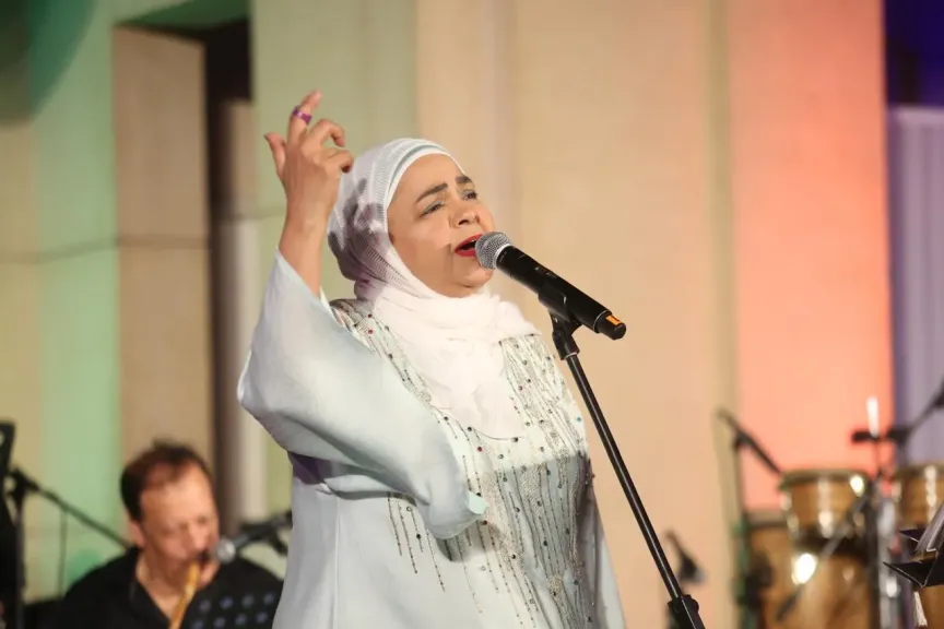 حنان ماضي 