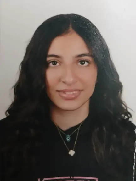 الطالبة حبيبة