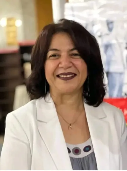 منى ماهر