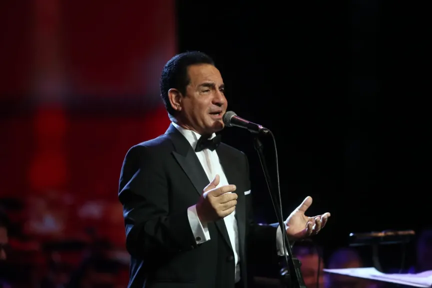 الفنان محمد ثروت