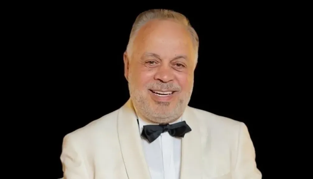 أشرف زكي رئيس المهرجان 
