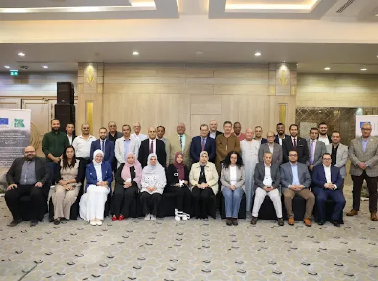 المشاكون في مائدة مصر الخير 