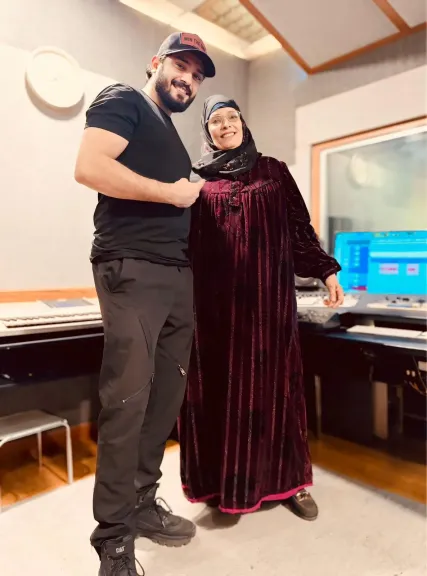 أحمد زعيم والحاجة نبيلة