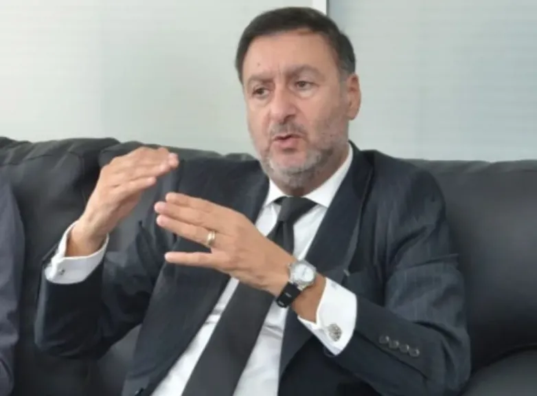 نزار أبو إسماعيل 