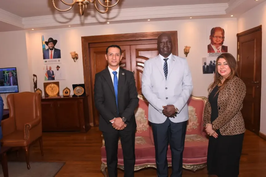 الدكتور مينا يوحنا وسفير جمهورية جنوب السودان 