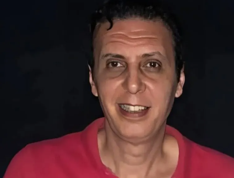 الفنان طارق الأمير 