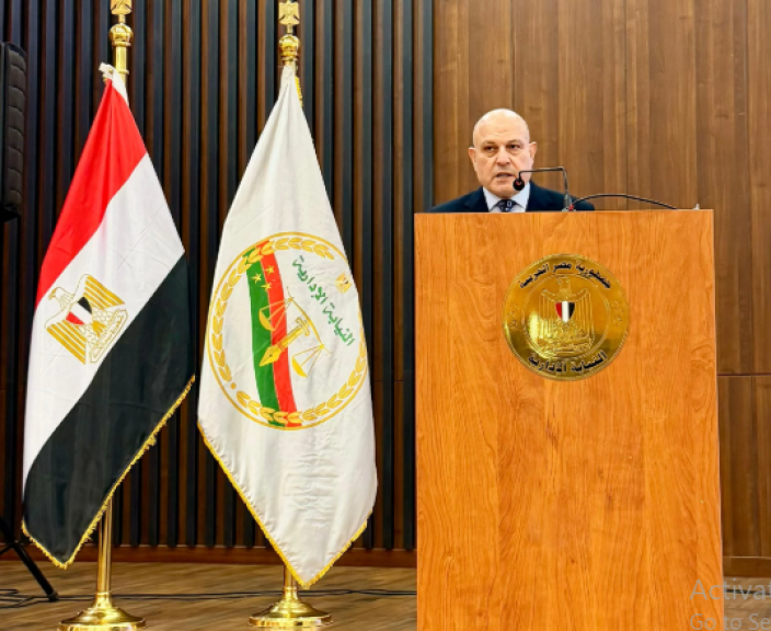 صور من الندوة 