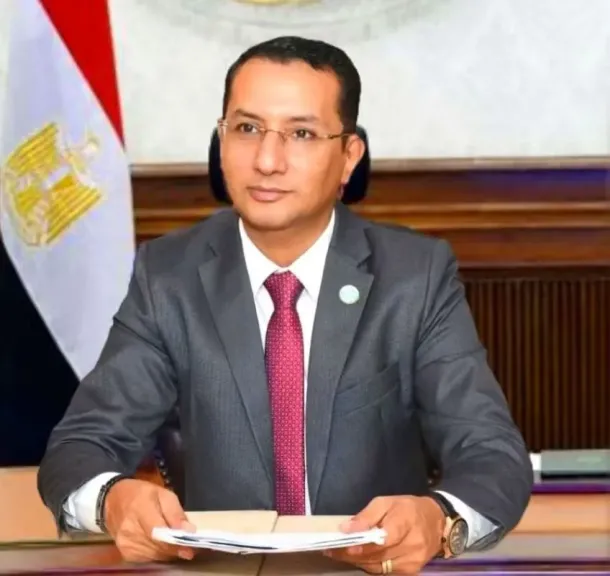 الدكتور مينا يوحنا 