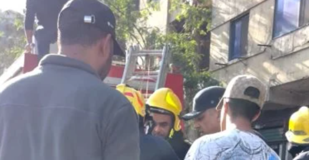 العقار المنهار