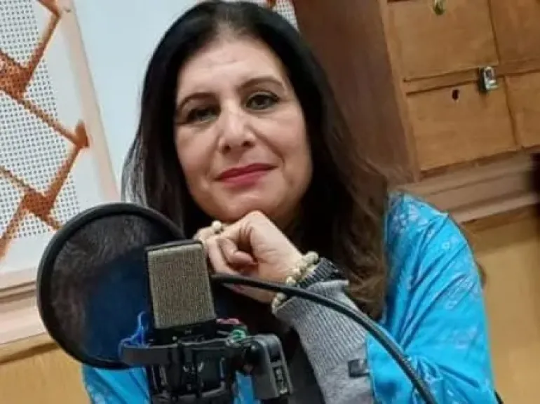 الكاتبه الصحفيه سحر الجمل 