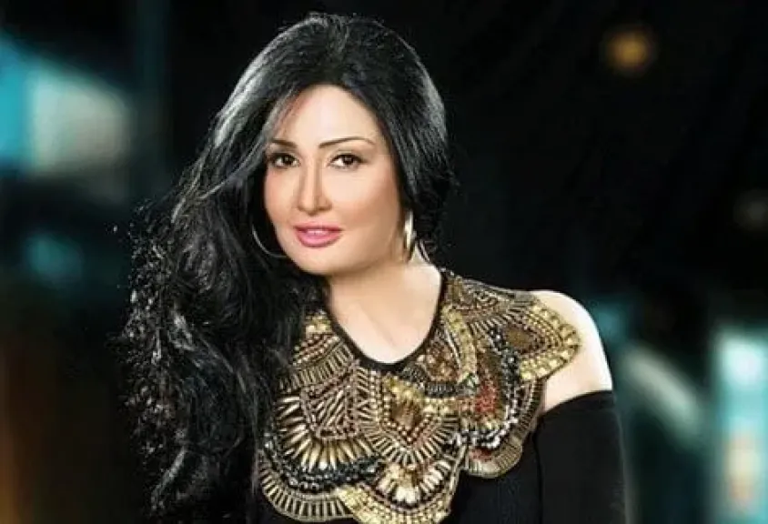الفنانة غادة عبد الرازق 