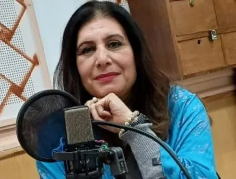 الكاتبة الصحفية سحر الجمل 