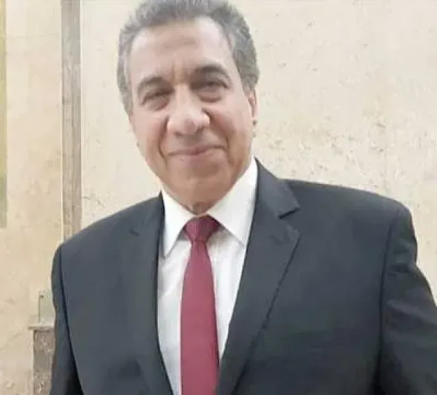 الطبيب الشاعر أحمد درة