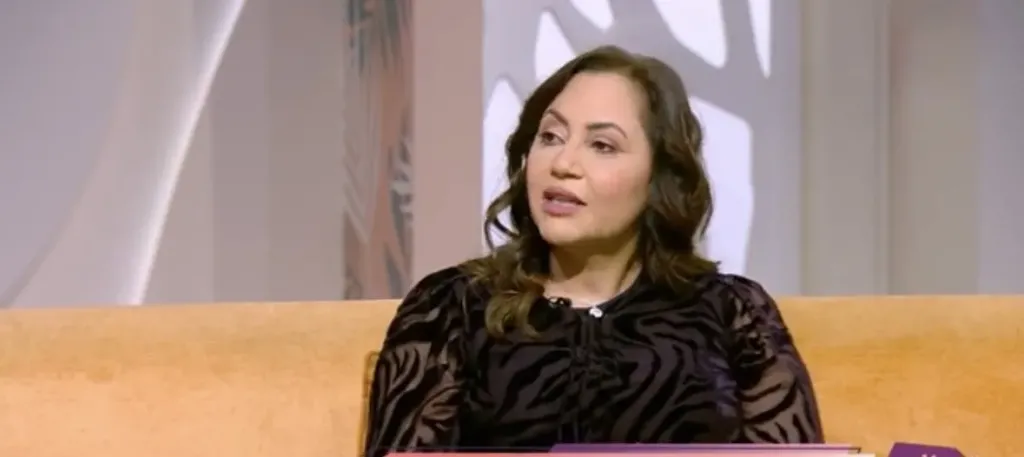 شيرين الألفى خبير ة الايتيكيت 