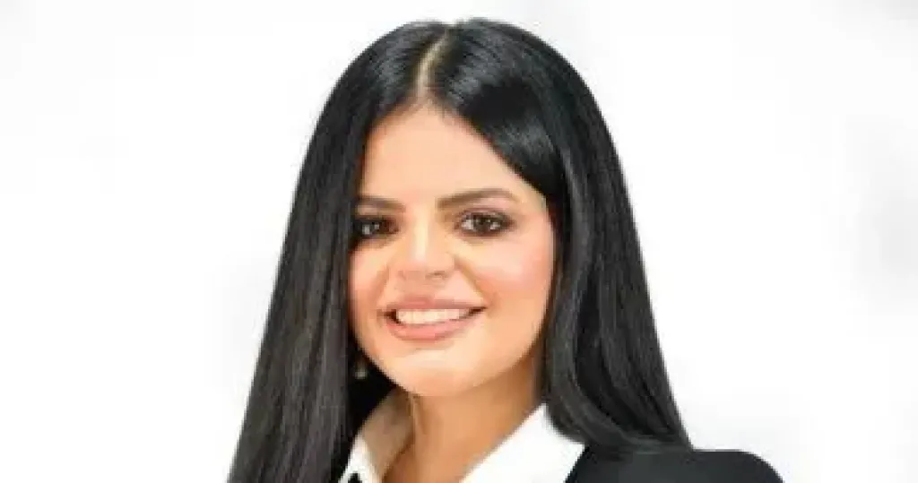 النائبة زينب بشير 