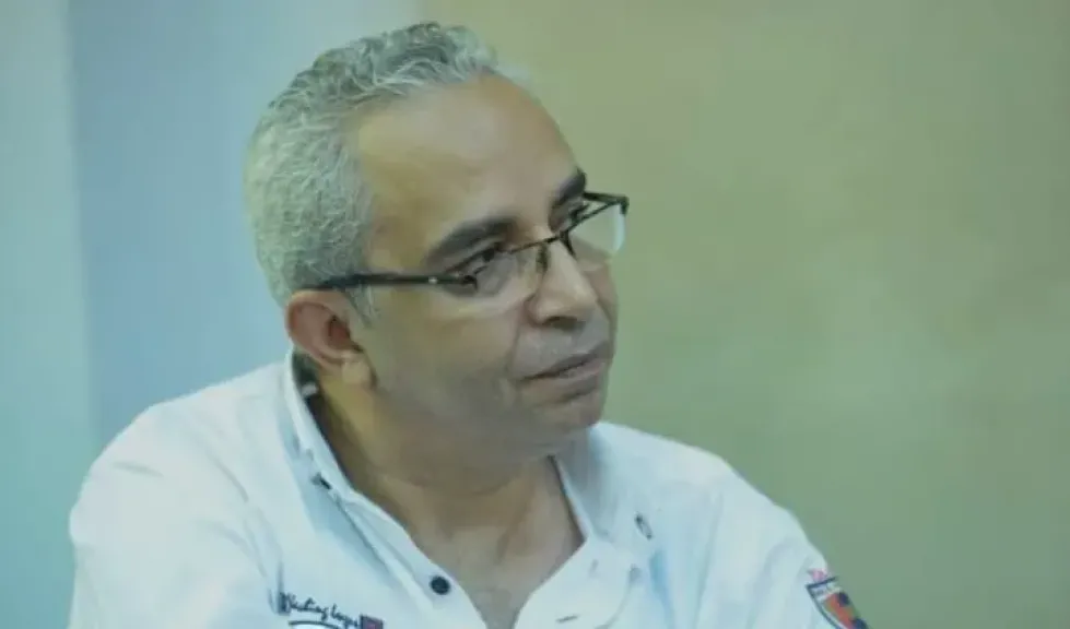 الكاتب الصحفي مصطفى صلاح 