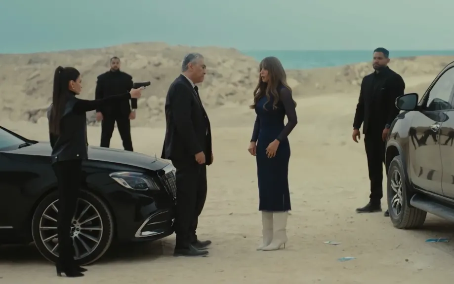 مشهد من مسلسل فن الحرب 