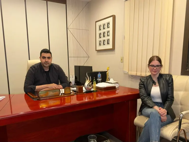 أحمد الدغيدي رئيس قناة الشمس وياسمين الخطيب 