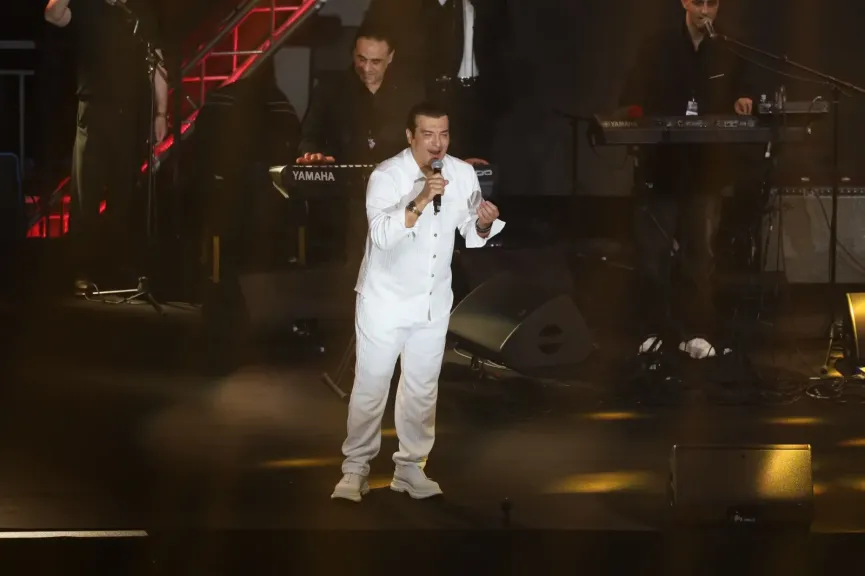 إيهاب توفيق 