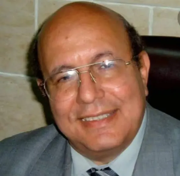 الشاعر أحمد تيمور 