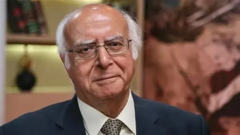 الكاتب محمد السيد عيد رئيس نادى القصة 