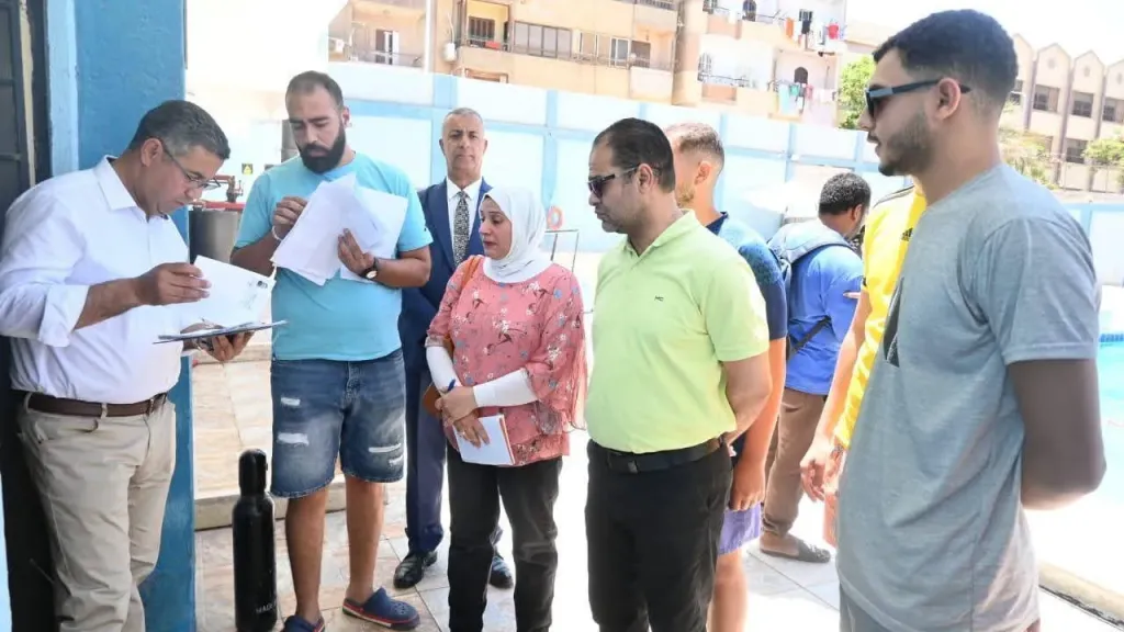 محمود فوزي مدير مديرية الشباب والرياضة بالقاهرة  خلال جولة اليوم 