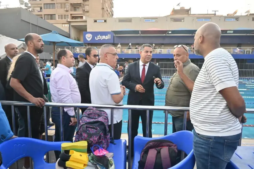 محمود فوزي يقود جولات ميدانية موسعة لتطوير أندية القاهرة 