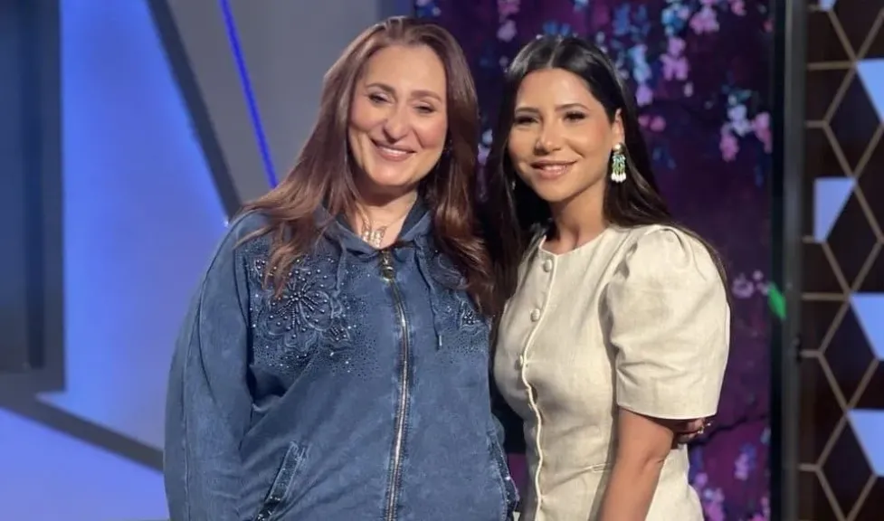الفنانة عبير فاروق والإعلامية يمنى بدراوي 
